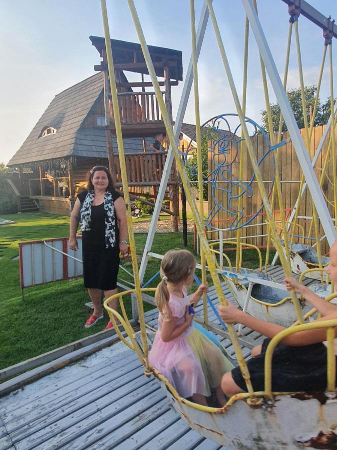 Agropenzion 7Divov Dolna Krupa Екстер'єр фото