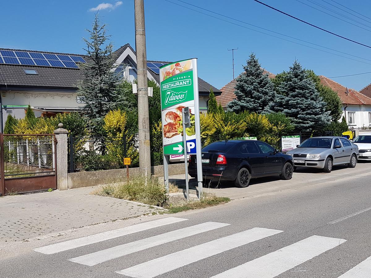 Agropenzion 7Divov Dolna Krupa Екстер'єр фото