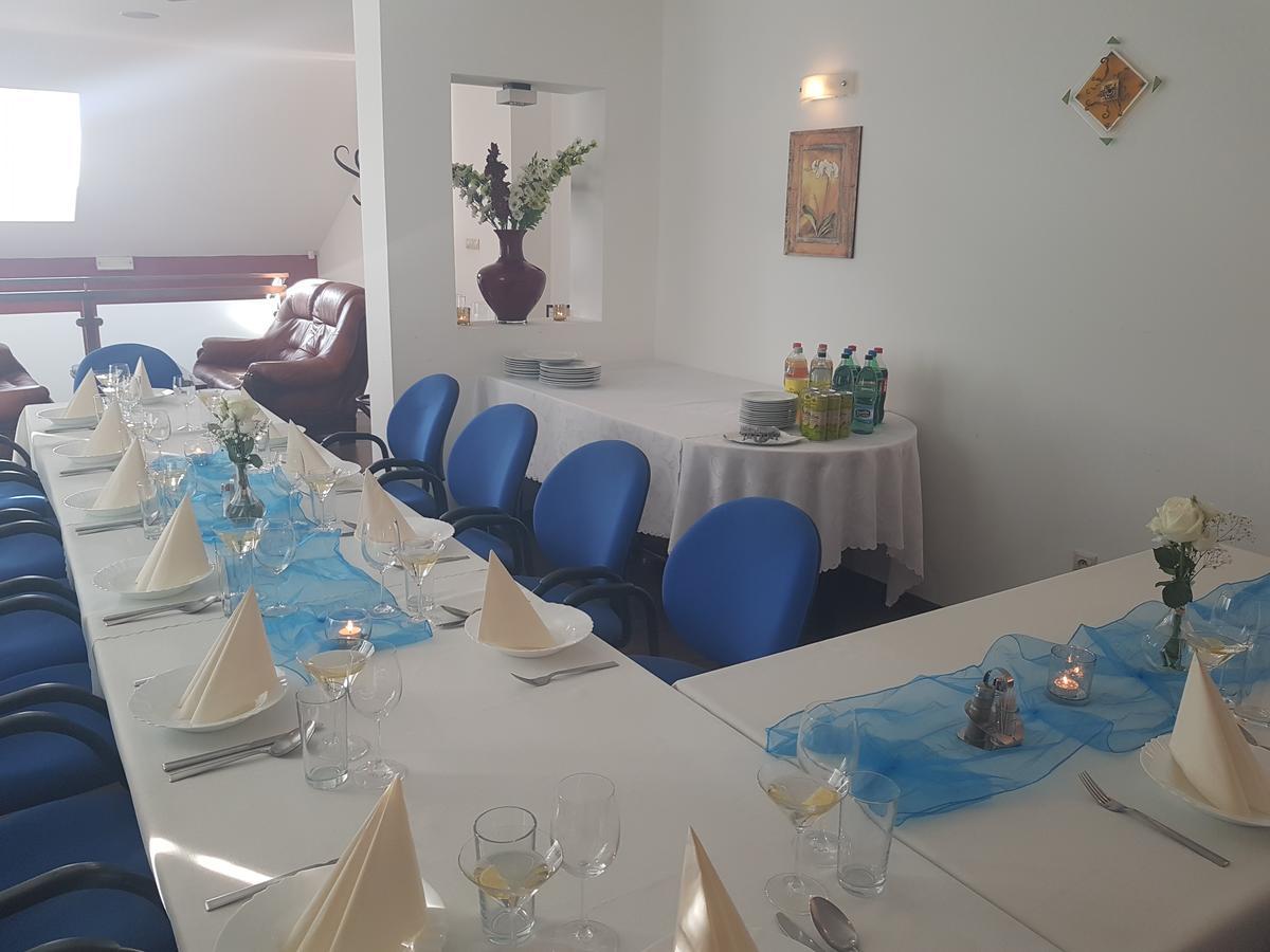 Agropenzion 7Divov Dolna Krupa Екстер'єр фото